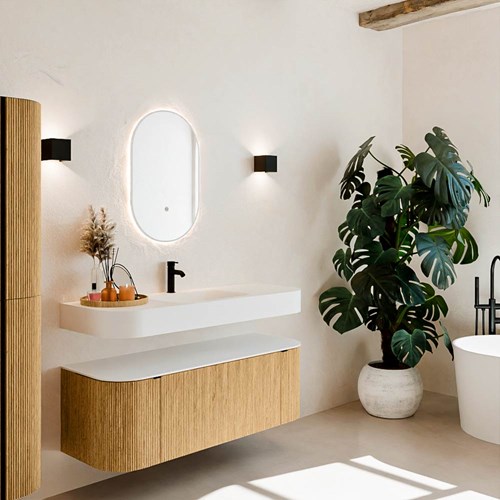 THOR 130cm meubles de salle de bains courbe gauche + droite couleur Oak avec 1 tiroir et 2 portes. Lavabo suspendu CLOUD Centrée 1 trou pour robinetter couleur Talc.