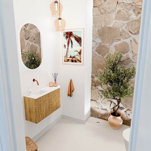 JOYA 71,6cm toiletmeubel ronding rechts kleur Oak. Wastafel FAYE positie Links Zonder kraangat kleur Talc.