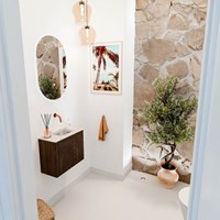 JOYA-DLUX 50cm toiletmeubel kleur Walnut. Wastafel FAYE positie Rechts Zonder kraangat kleur Nata.