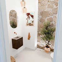 JOYA-DLUX 40cm toiletmeubel kleur Walnut. Wastafel FAYE positie Links Zonder kraangat kleur Saba.